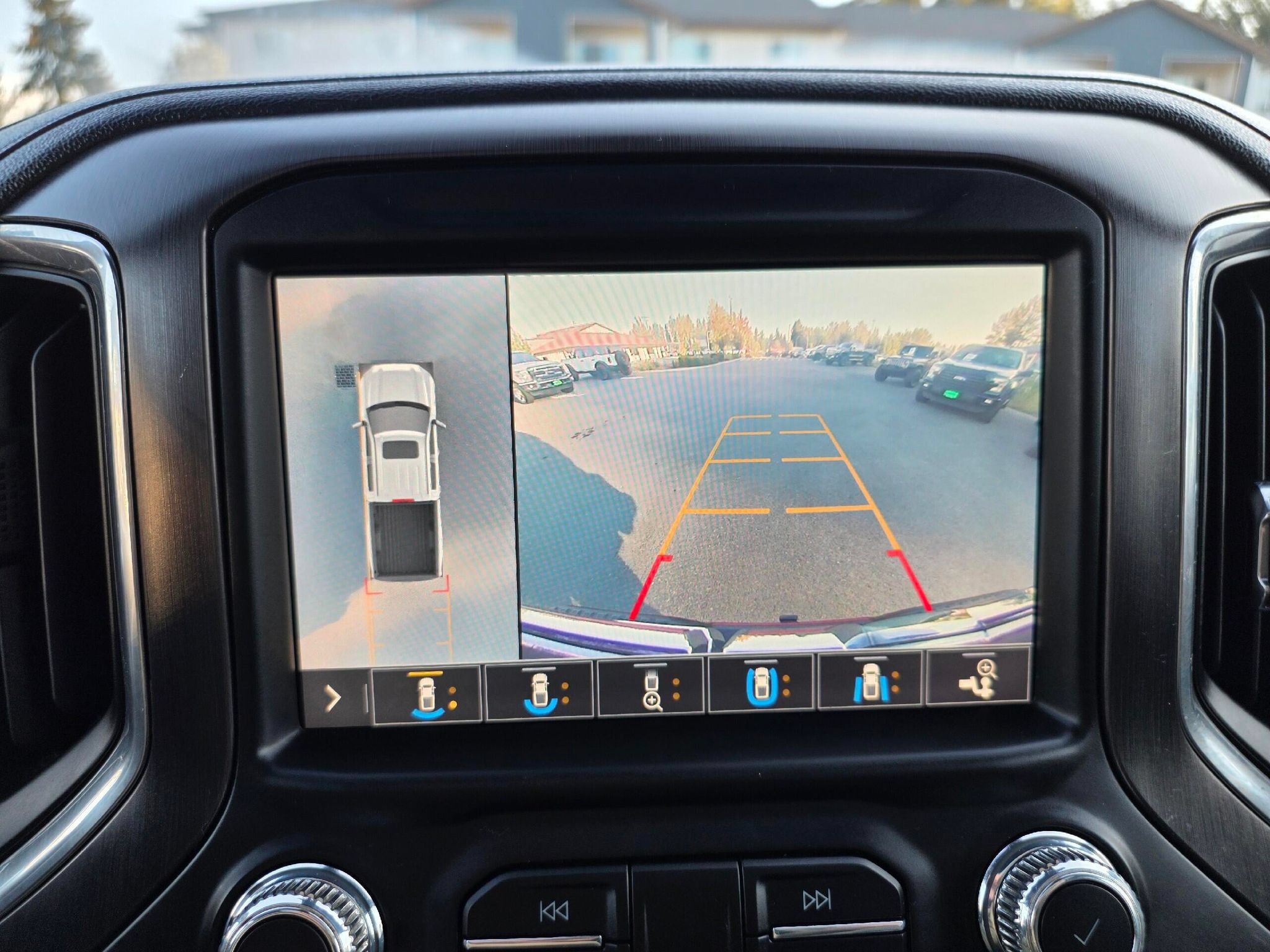 Used 2019 GMC Sierra 1500 AT4 w/ AT4 Premium Package AWD/4WD image 18