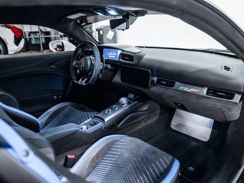 Used 2022 Maserati MC20 Coupe RWD image 12