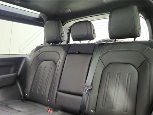 Used 2022 Land Rover Defender 90 X image 25