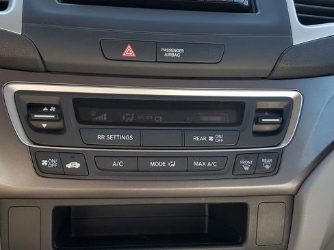 Used 2018 Honda Pilot LX image 27