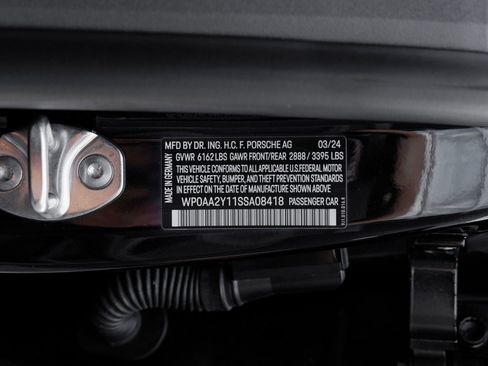 Used 2025 Porsche Taycan RWD image 37