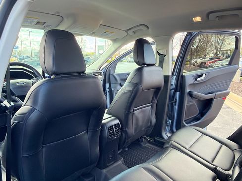 Used 2022 Ford Escape SEL AWD/4WD image 6