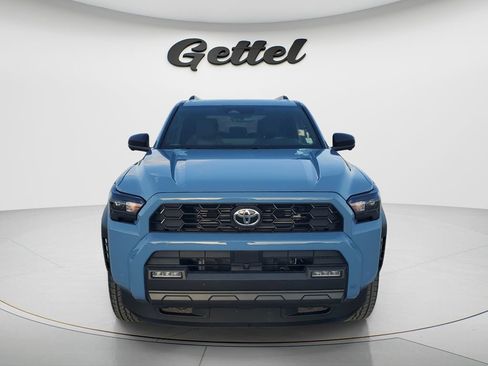 Used 2025 Toyota 4Runner TRD Off-Road Premium image 2