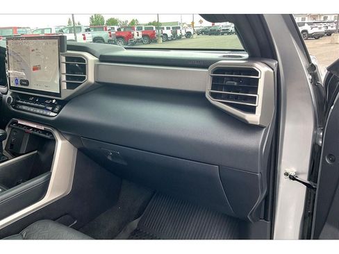 Used 2025 Toyota Tundra Limited w/ TRD Off-Road Package AWD/4WD image 18