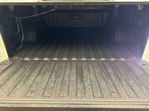 Used 2023 Chevrolet Silverado 1500 LTZ AWD/4WD image 25