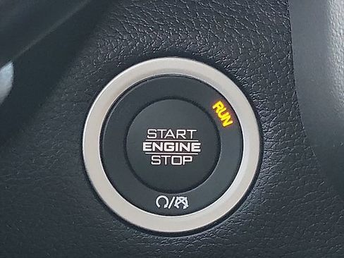 Used 2025 RAM 2500 Big Horn image 17