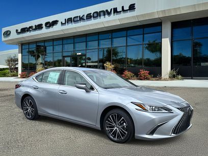 New 2025 Lexus ES 300h w/ Premium Package