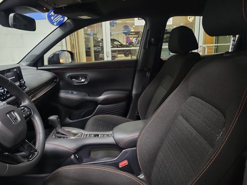 Used 2024 Honda HR-V Sport image 17