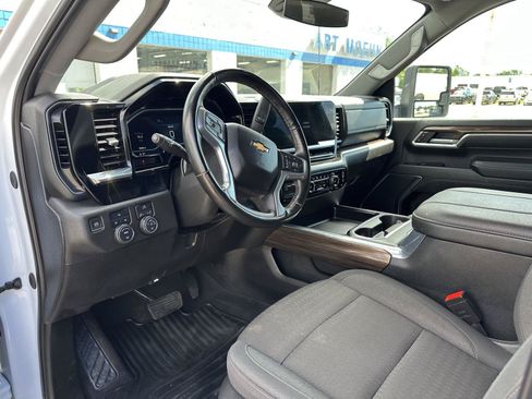 Used 2024 Chevrolet Silverado 3500 LT w/ Convenience Package AWD/4WD image 19