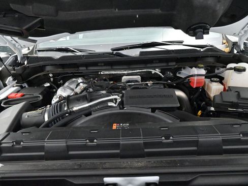 Used 2025 GMC Sierra 2500 AT4X image 27