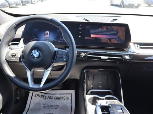 Used 2025 BMW X1 xDrive28i w/ Premium Package AWD/4WD image 14