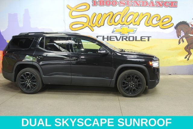 Used 2023 GMC Acadia SLT w/ GMC Pro Grade Package AWD/4WD image 1
