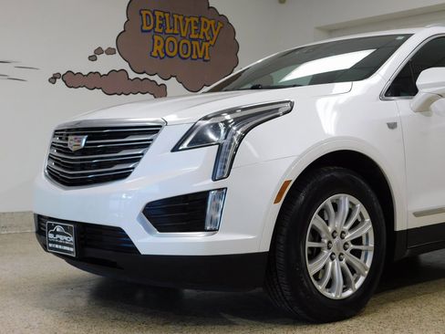 Used 2018 Cadillac XT5 AWD image 19