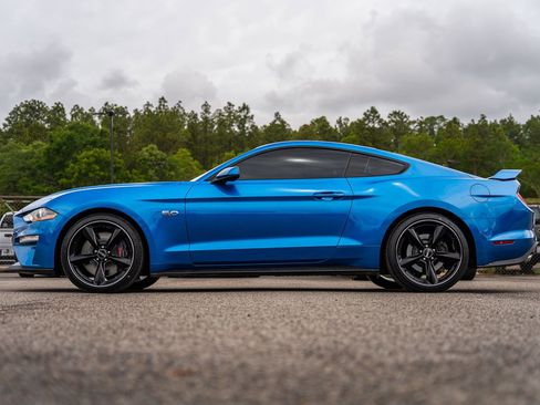 Certified 2019 Ford Mustang GT w/ GT Performance Package RWD image 4