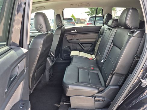 Used 2023 Volkswagen Atlas SE w/ Panoramic Sunroof Package AWD/4WD image 30