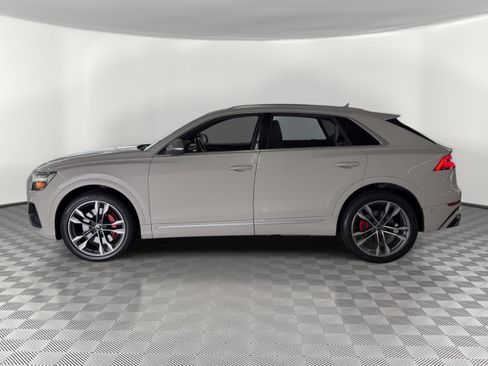 Used 2021 Audi SQ8 Prestige AWD/4WD image 2
