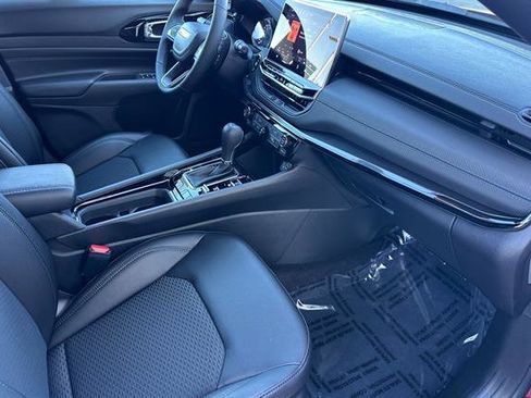 New 2026 Jeep Compass Latitude image 13