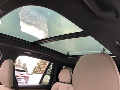 New 2026 Volvo XC90 T8 Plus w/ Protection Package Premier image 13