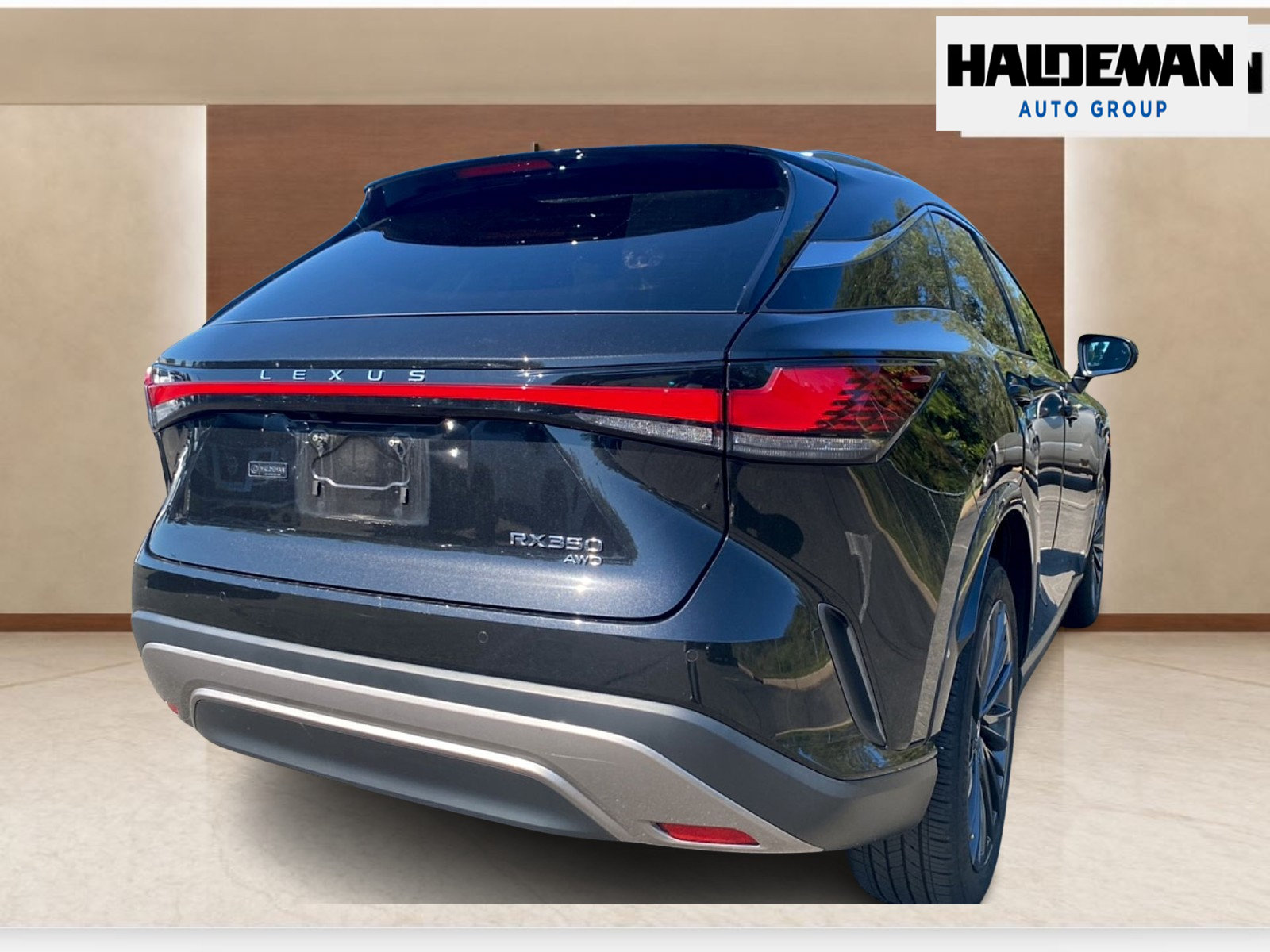 Used 2024 Lexus RX 350 Premium w/ Convenience Package AWD/4WD image 4