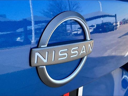 Used 2025 Nissan Sentra SV image 28