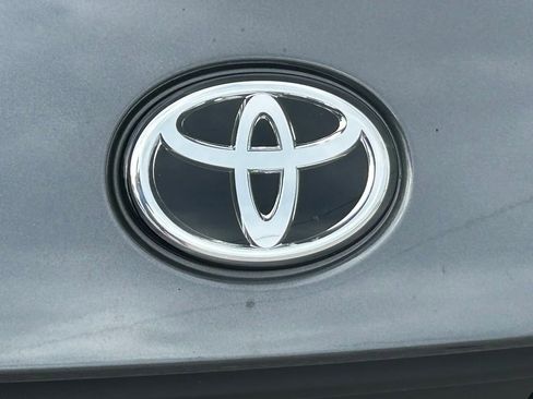 Used 2023 Toyota GR86 Premium RWD image 18