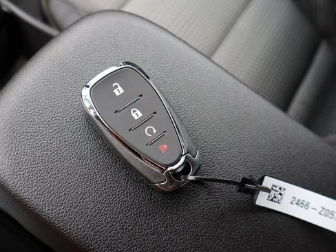 New 2026 Chevrolet Trax LT w/ LT Convenience Package image 18