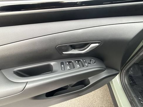 Certified 2022 Hyundai Santa Cruz SEL AWD/4WD image 13