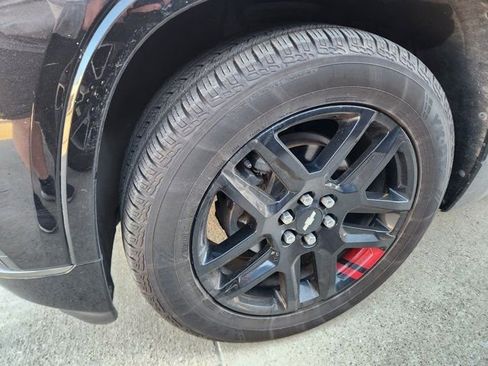 Used 2020 Chevrolet Traverse Premier w/ Redline Edition image 8
