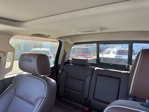 Used 2014 Chevrolet Silverado 1500 High Country w/ High Country Premium Package image 15