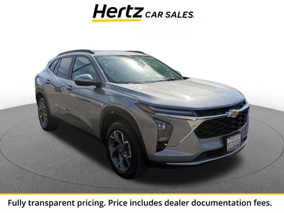 Used 2025 Chevrolet Trax LT w/ LT Convenience Package