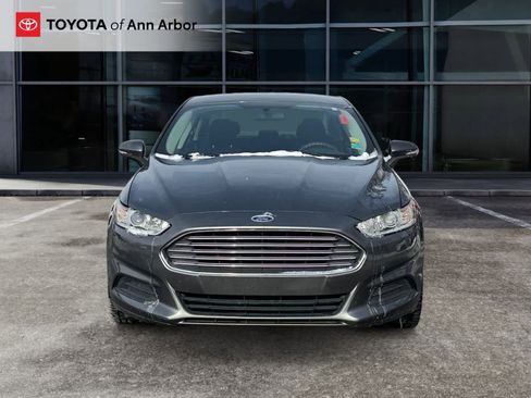 Used 2016 Ford Fusion SE image 11