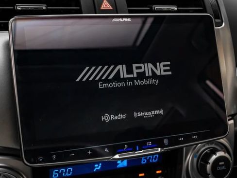 Used 2019 Toyota 4Runner Limited AWD/4WD image 28
