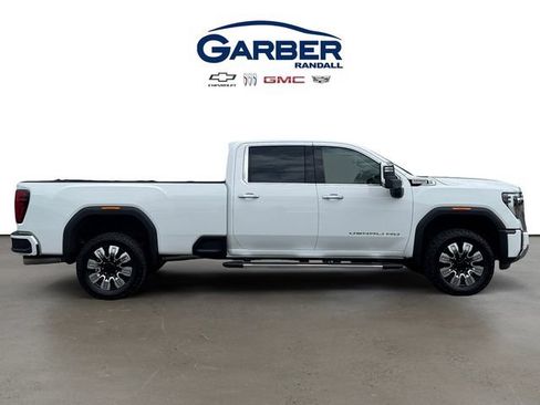 Used 2024 GMC Sierra 2500 Denali w/ Technology Package AWD/4WD image 6