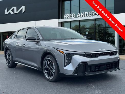 New 2025 Kia K4 GT-Line image 1