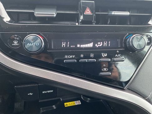 Used 2023 Toyota Camry XSE image 32