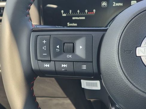 New 2025 Nissan Kicks SR w/ SR Premium Package AWD/4WD image 28