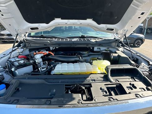 Used 2024 Ford F150 Lariat w/ FX4 Off-Road Package AWD/4WD image 30