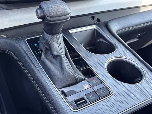 Certified 2025 Toyota Sienna LE image 35