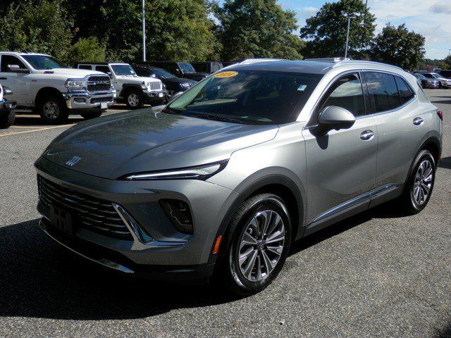 Used 2024 Buick Envision Preferred AWD/4WD image 4