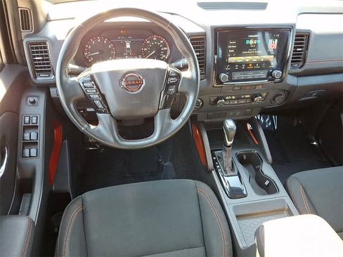 Used 2024 Nissan Frontier PRO-4X image 11