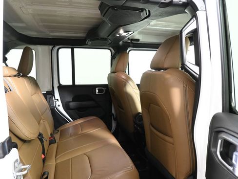 Used 2021 Jeep Wrangler Unlimited Sahara w/ Cold Weather Group image 26