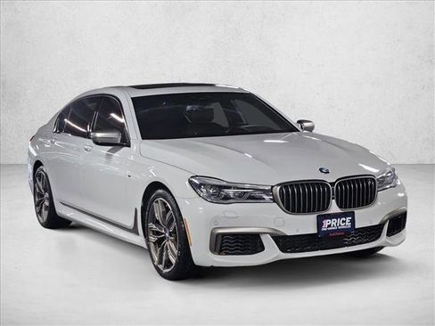 Used 2018 BMW M760i xDrive AWD/4WD image 3
