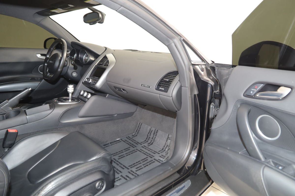 Used 2008 Audi R8 V8 AWD/4WD image 56