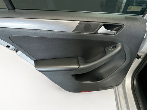 Used 2014 Volkswagen Jetta TDI FWD image 26
