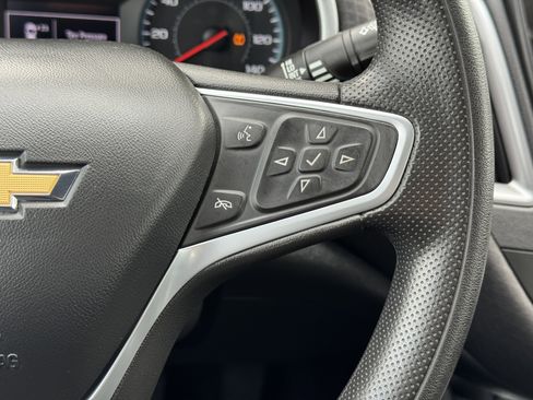 Used 2022 Chevrolet Malibu LT image 32