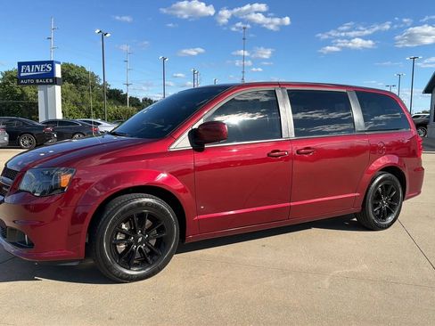 Used 2020 Dodge Grand Caravan GT FWD image 5