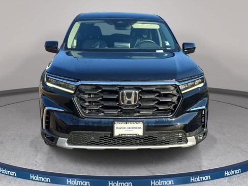 Used 2024 Honda Pilot EX-L image 3