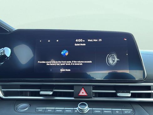 New 2026 Hyundai Elantra Limited FWD image 35