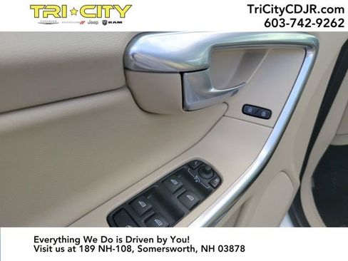 Used 2015 Volvo XC60 T5 image 14