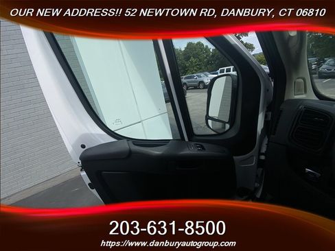 Used 2025 RAM ProMaster 2500 w/ U-Haul Equipment Group FWD image 21